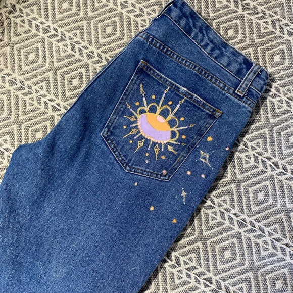 Hand painted cropped boyfriend jeans - Picture 16 of 16